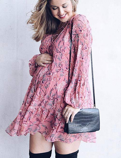 Floral chiffon dress for pregnancy photoshoot