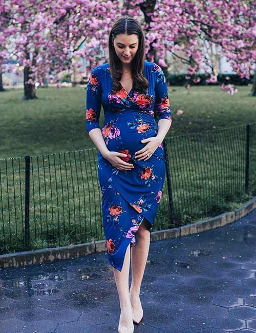 Asymmetrical floral dress for pregnancy photoshoot