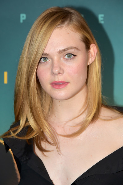 Elle Fanning looked stylish with her bouncy lob at the New York screening of 'Live by Night.'
