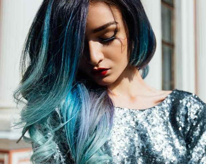 hair bleach blue dye